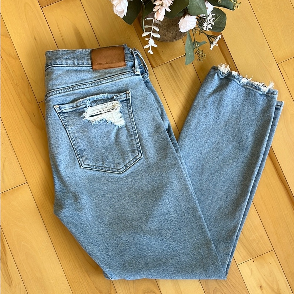 Citizens Of Humanity EMERSON Distressed Boyfriend Ankle Cropped Jeans